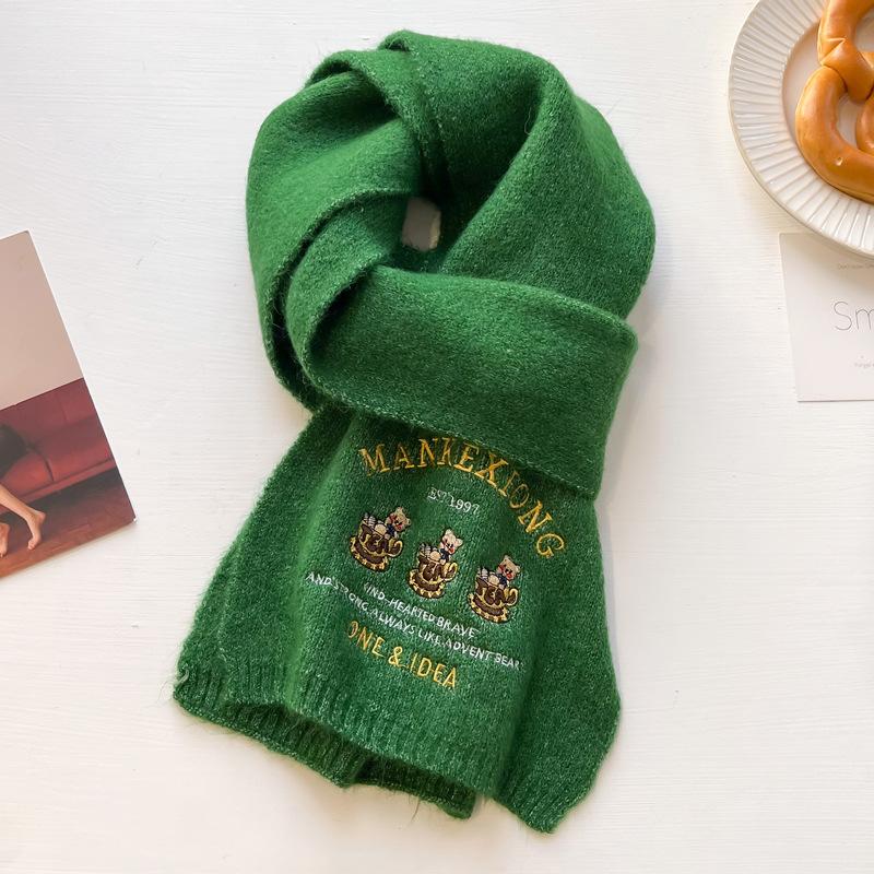 Wool College Style Retro Embroidery High-end Bear Knitted Scarf Thickened Student Female Winter Warm Scarf