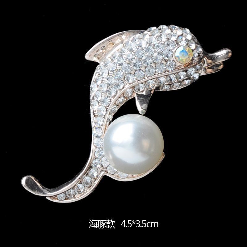 Brooch High-End Sense Niche High-End Women'S Silk Scarf Buckle Alloy Corsage Small Fragrant Wind Pearl Rhinestone High-End