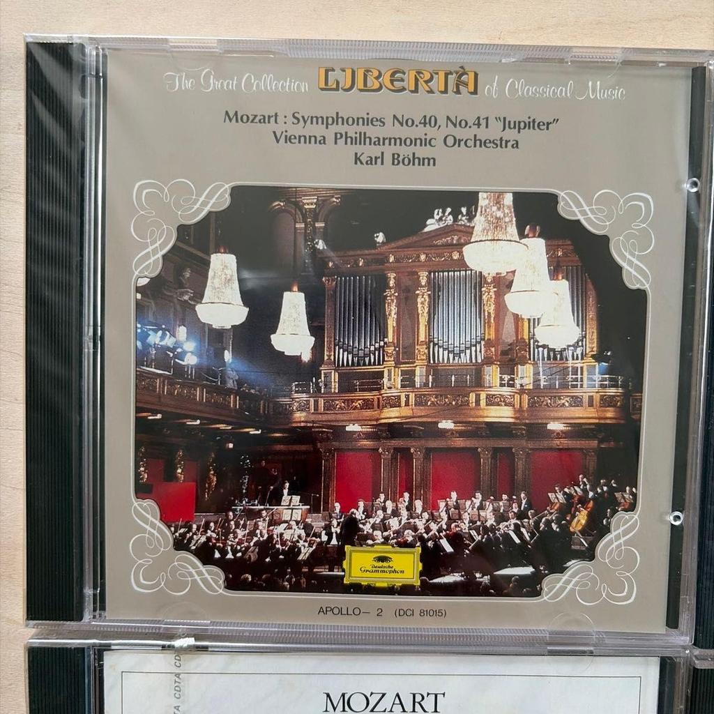 Used Unopened Mozart: Symphony No. 40 & 41, Piano Concertos No. 20, 21, 26, 27,
