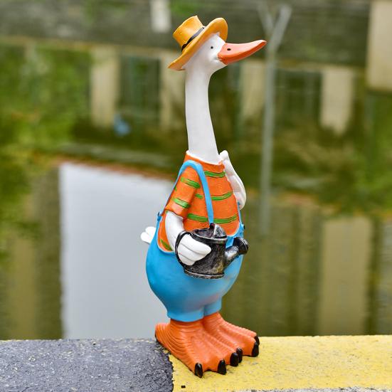 Статуэтка утки из смолы, садовый декор, статуэтка утки, расписанная вручную мультяшная утка в человеческом костюме