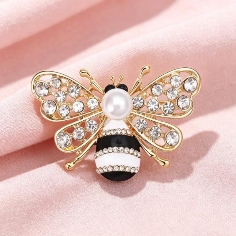 Sparkling Rhinestone Bee Brooch Faux Pearl Gold Plated Vintage Scarf Pin for Women Outdoor Picnic Wear Gift for Friend