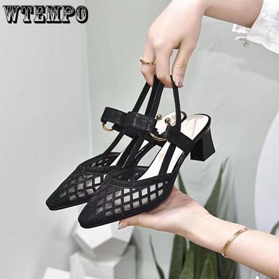 Сандалии с острым носком. Женские летние сетчатые туфли с выемками. Темпераментные стразы. Мягкая подошва. Удобные и универсальные противоскользящие дышащие высокие каблуки.