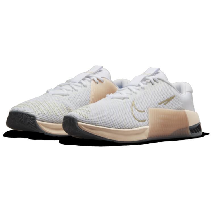(WMNS) Nike Metcon 9 'Белый Металлик Золотистый Зернистый' Женские DZ2537-104