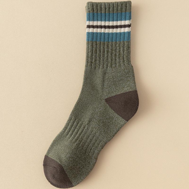 Men's Thick Warm Winter High-Top Mid-Tube Sports Socks