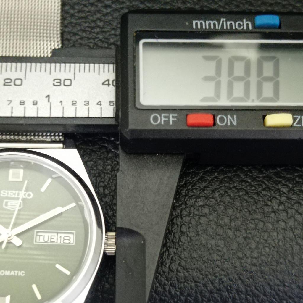 ВОССТАНОВЛЕННЫЕ ВИНТАЖНЫЕ МУЖСКИЕ ЧАСЫ SEIKO 5 AUTOMATIC JAPAN С ЗЕЛЕНЫМ ЦИФЕРБЛАТОМ a434687-2