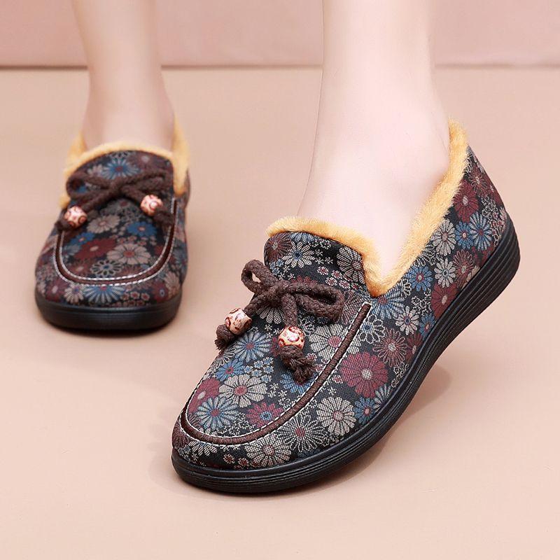 Зимняя обувь из ткани, женская обувь из хлопка, обувь на плоской подошве для людей среднего и пожилого возраста с плюшевым утеплителем и нескользящие хлопковые ботинки