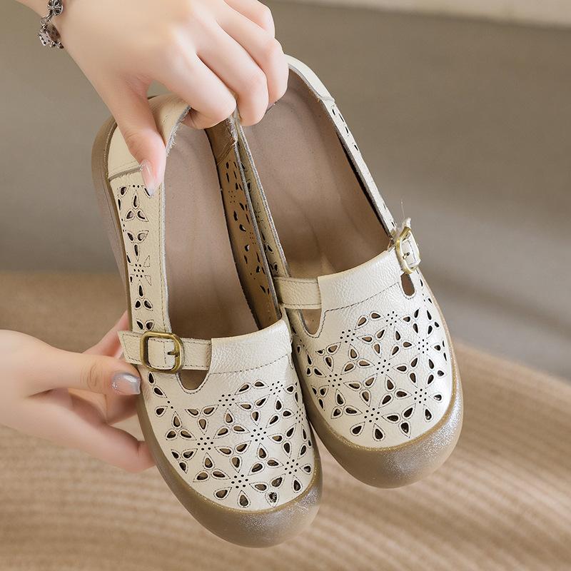 Мама лето полые новые на плоской подошве дышащие одинарные туфли сандалии нескользящие с мягкой подошвой удобные с отверстиями женская обувь