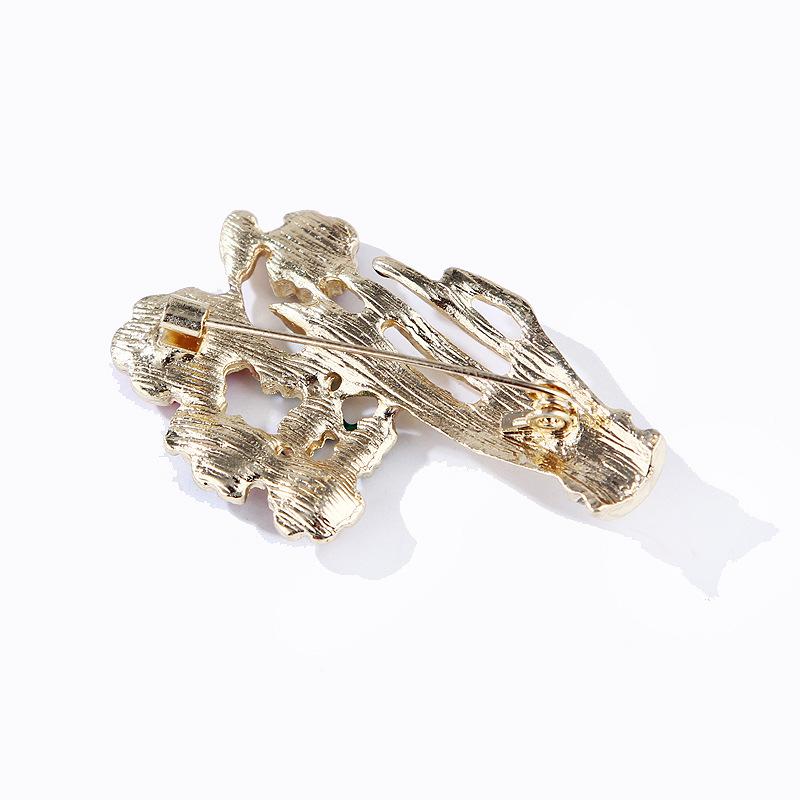 Fashion Trend Hand Holding Flowers Flowers Alloy Rhinestone Brooch Pin Corsage Brooch Jewelry Designer Brooch Mini Perfect Gift for Couples