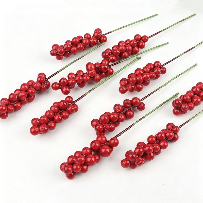 Realistic Artificial Red Holly Berry Branches Foam Christmas Berry Stems for Xmas Gift New Year Home Window Decoration