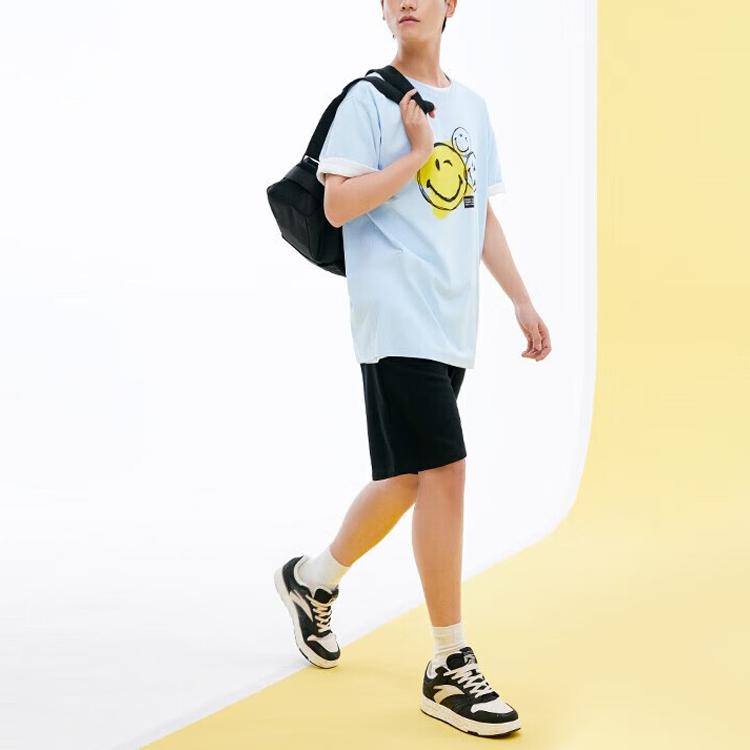 Anta Футболка X SmileyWorld Joint Series с принтом букв и смайлом, круглым вырезом и короткими рукавами, топы унисекс, облачно-синяя 152328142-3