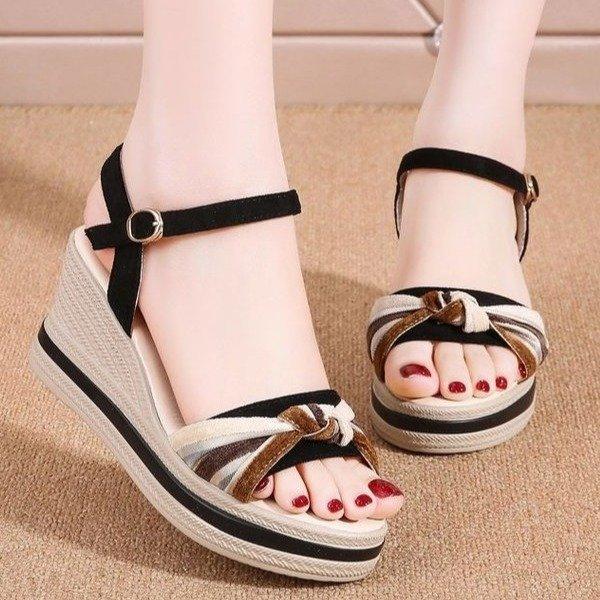 Slope heel leather sandals women's 2025 summer new versatile buckle with high heel thick sole heightening casual outer slippers