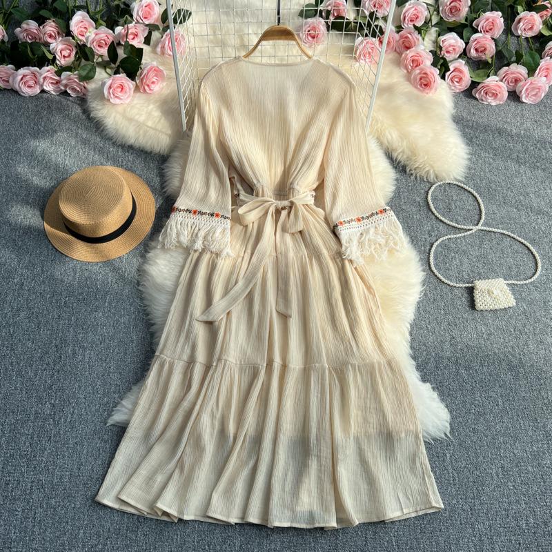 Винтажные длинные платья, женское летнее кружевное платье трапециевидной формы с v-образным вырезом и половиной рукавов и кисточками в стиле пэчворк, с высокой талией