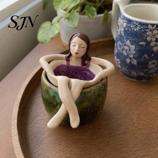 Funny Resin Tea Steeper Bathing Girl Infuser for Loose Leaf Tea, Fine Mesh Strainer, Creative Reusable Strainer Mugs Sitting Figure Filter Cups