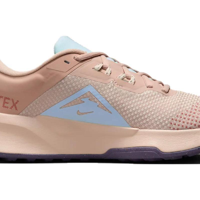 Nike Кроссовки женские Juniper Trail 2 Gore Tex Sanddrift Glacier Blue Cosmic Clay Daybreak FB2065-101