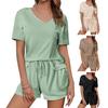 Женский летний комплект из 2 предметов: футболка с коротким рукавом и V-образным вырезом, эластичные шорты на талии, однотонный свободный покрой, повседневный наряд