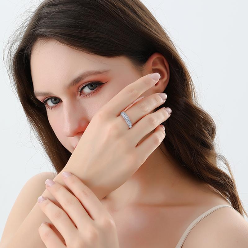 2025 Trendy Elegant S925 Silver Moissanite Wedding Ring for Women Original Simple Design Daily Wear Fine Jewelry