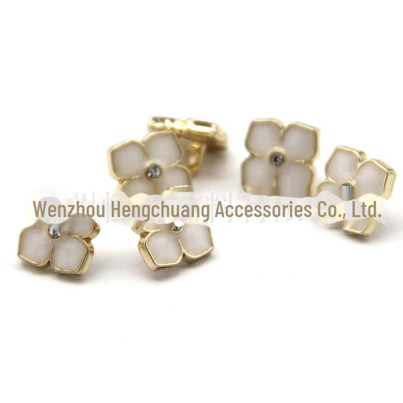 Four-Leaf Clover Flower Zinc Alloy Shirt Buttons (Oil-Dot Design)