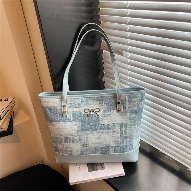 Large-capacity Bag For Women, Versatile, Fashionable, One-shoulder, Trendy, Commuter, Retro, Casual Tote Bag