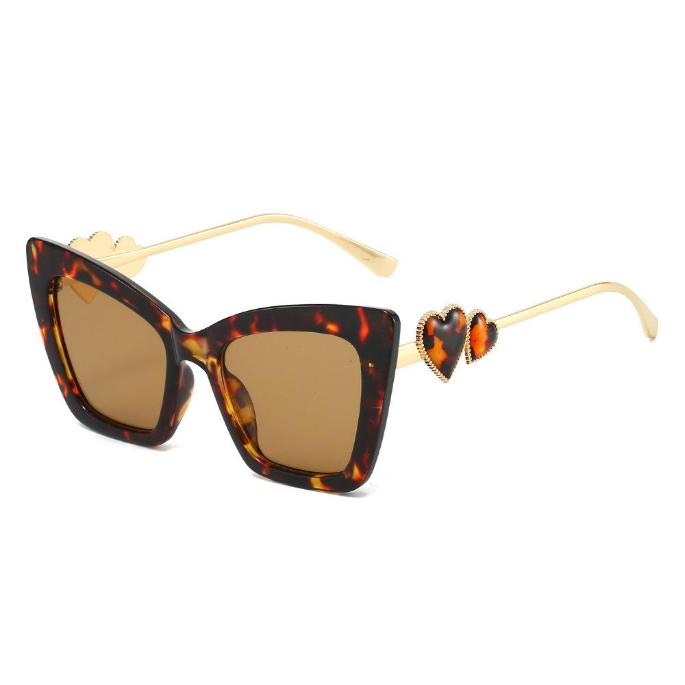 New fashion double heart cat eye large frame sunglasses ins personalized casual versatile outdoor UV protection sunglasses tide