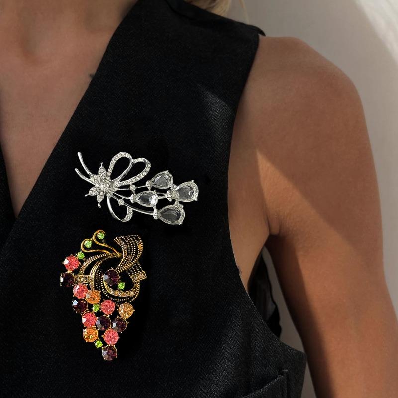 Высококлассная брошь с бриллиантами, темпераментная, элегантная и изысканная, женственная, атмосферная, осенне-зимние универсальные аксессуары