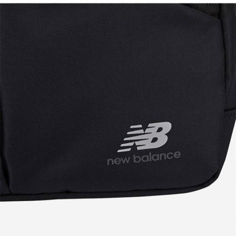 New Balance Crossbody Bag Kqj Nbgcdae111 19 Essential Recycle Supple Crossbody Bag M