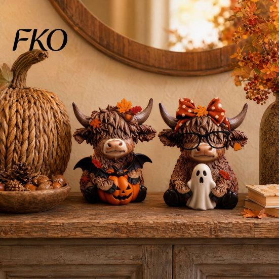 Fine Carving Wood Art 2PCS Highland Cow Ornament, Wooden Rustic Style Figurine, Thanksgiving Home Decoration Theme Art, for Entrance Living Room Decor