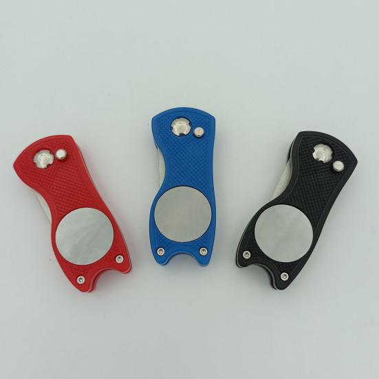 Golf Divot Tool with Pop-up Button Metal Foldable Golf Divot Repair Fork Green