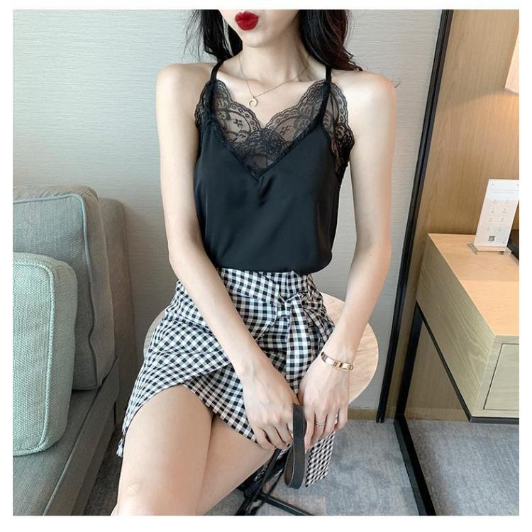 White Suspender Female Lace Vest Summer Suit with V-neck Large Top Lace Bottom Loose Solid Casual Top