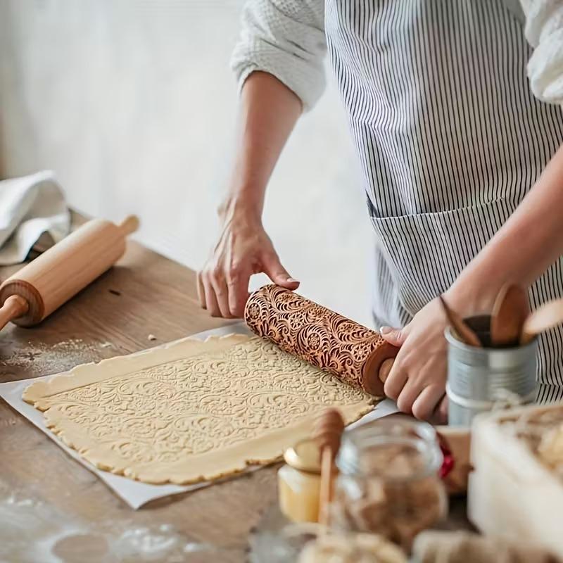 Embossed Snowflake Rolling Pin Christmas Baking Tool Cookie Dough Fondant Pattern Kitchen Accessory Christmas Gift for Baking