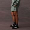 Fear of God Essentials Беговые нейлоновые шорты Платан Мужские Низ Зеленый 160BT224041F