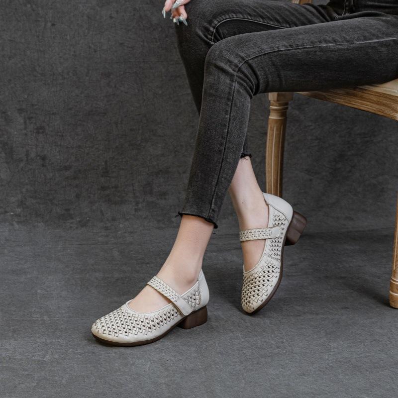 Мода GKTINOO 2025 Новые Весенне-Летние Женские Туфли-Сандалии на Среднем Каблуке из Полой Коровьей Кожи Верхнего Слоя, Комфортные, Дышащие, из Натуральной Кожи