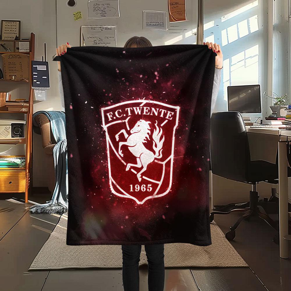F.C. Twente FlAannel Blanket, High quality Comfortable for All Seasons, Home Decor, Warmth and Comfort