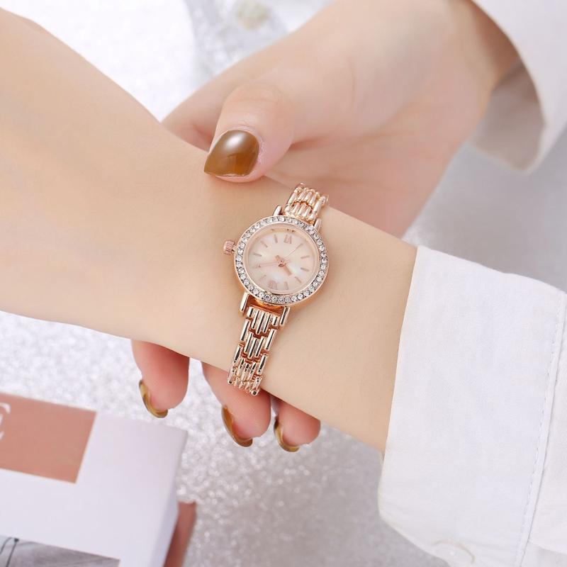 New Fashion Women Watches Simple Casual Women Watch Compact Wristwatches Ladies Quartz Watch Relogio Feminino Female Watch Clock
