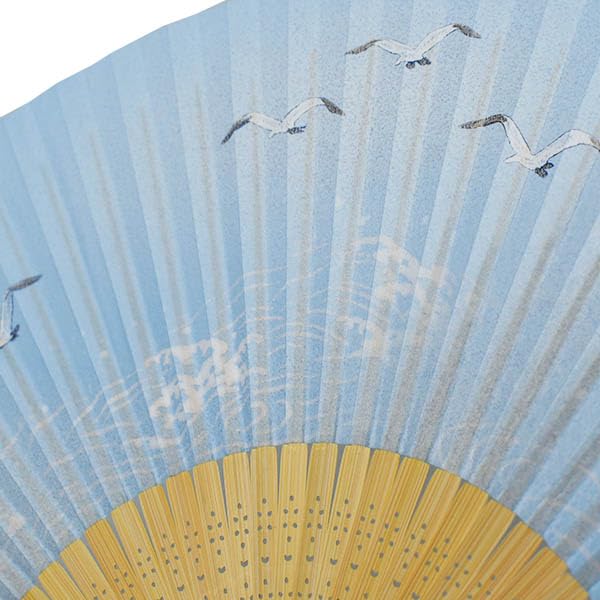 kimono folding white medium light blue [Fashionable Iroha] Men's fan, bamboo, carving, scented, seagull,