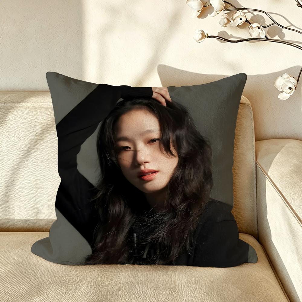 Celebrity KKim GGo EEun Cushion Cover Pillow Case Antidustmite Pillowcase Silky Short Plush Sofa Cushion Cover hot