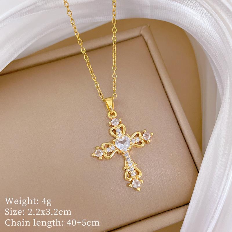 Copper Micro-Inlaid Love Light Luxury Temperament Gorgeous Full Diamond Necklace Female Versatile Collarbone Chain Titanium Steel