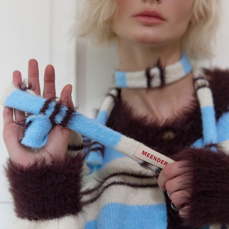 MEENDERI Soft HAIRY STRIPE MINI MUFFLER - BLUE