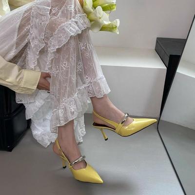 Босоножки на высоком каблуке с острым носком, женская летняя верхняя одежда 2025 года, новые повседневные универсальные сандалии с металлической резинкой и пустыми носками