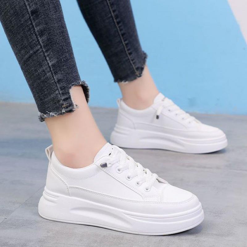 Белые туфли женские летние новые универсальные туфли женские дышащие белые туфли на плоской платформе летние повседневные туфли