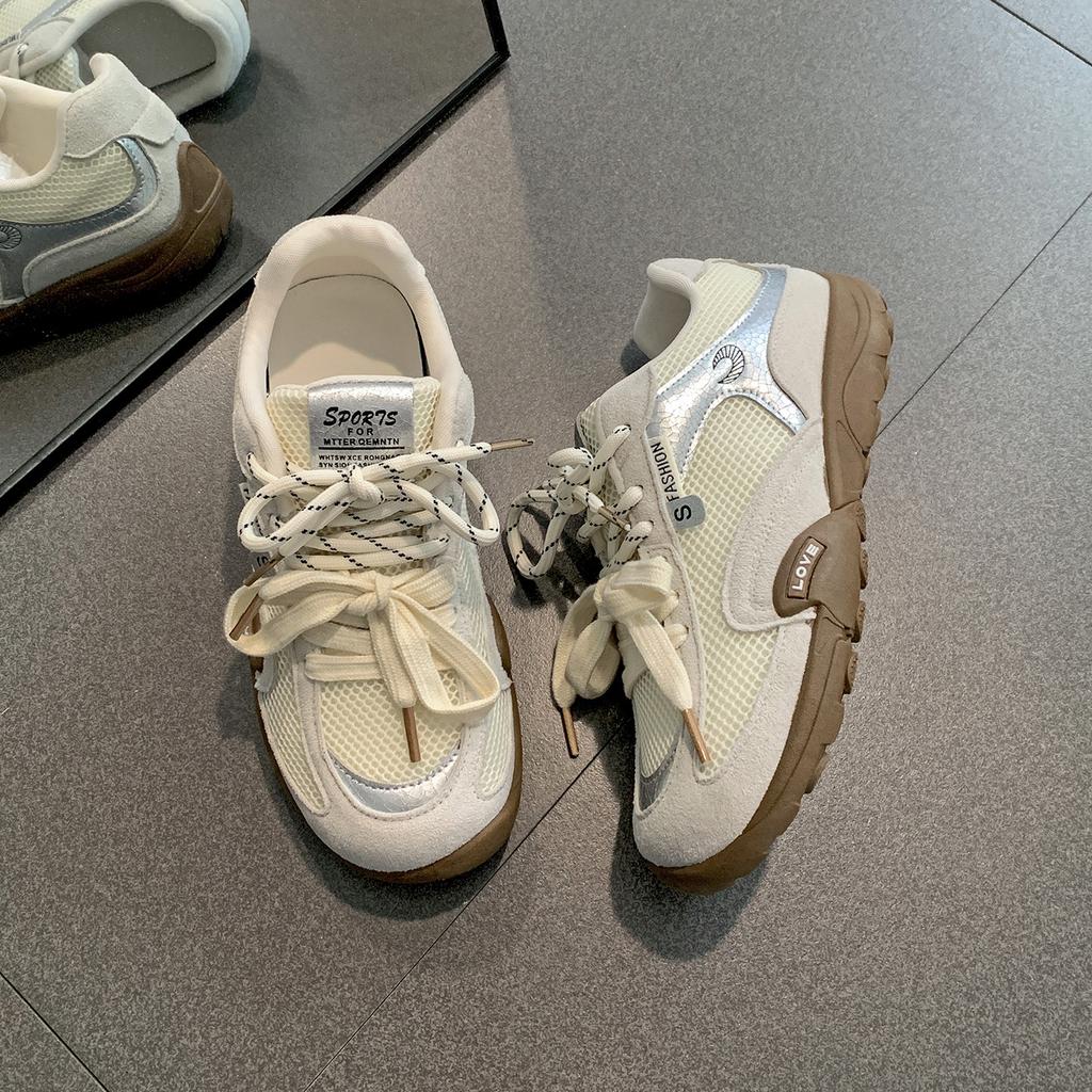 Queen Fan Retro Breathable and Lightweight Sneakers Women's 2025 New Summer Flat-bottomed Versatile Forrest Gump Training Shoes