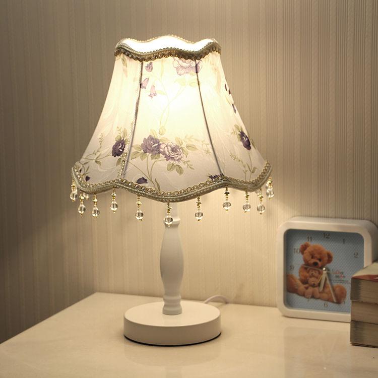 Прикроватная тумбочка для спальни, настольная лампа для защиты глаз, затемняющая светодиодная маленькая настольная лампа