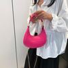 Модная однотонная женская сумка в стиле темперамент, трендовая корейская версия, летняя новая сумка под мышкой, повседневная сумка в форме полумесяца на одно плечо