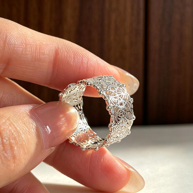 Корейское ретро Серебряное кольцо с кружевным узором - Модный стиль интернет-знаменитости