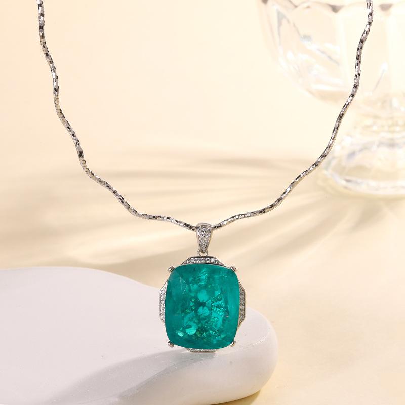 Jewelry Copper Bottom Gold-Plated Simulation Colored Treasure Fat Rectangular 20 * 23 Fashion Pendant Necklace