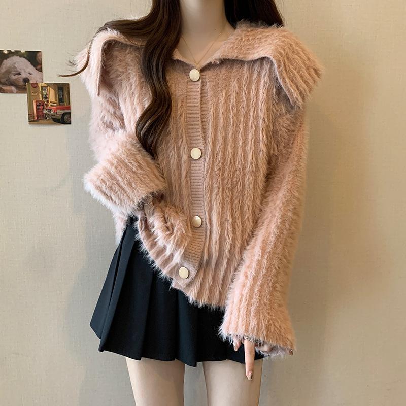 Женский осенне-зимний вязаный кардиган с пуговицами на лацканах