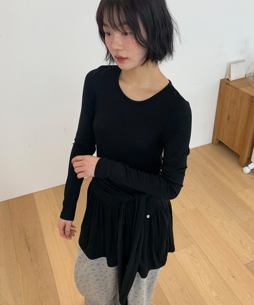 RONRON Drop Waist Frill Long Sleeve Black