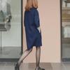 Женское шерстяное платье: Рукава три четверти, свободный крой, спущенное плечо, утягивающая юбка - выпуск осень/зима 2021 г.