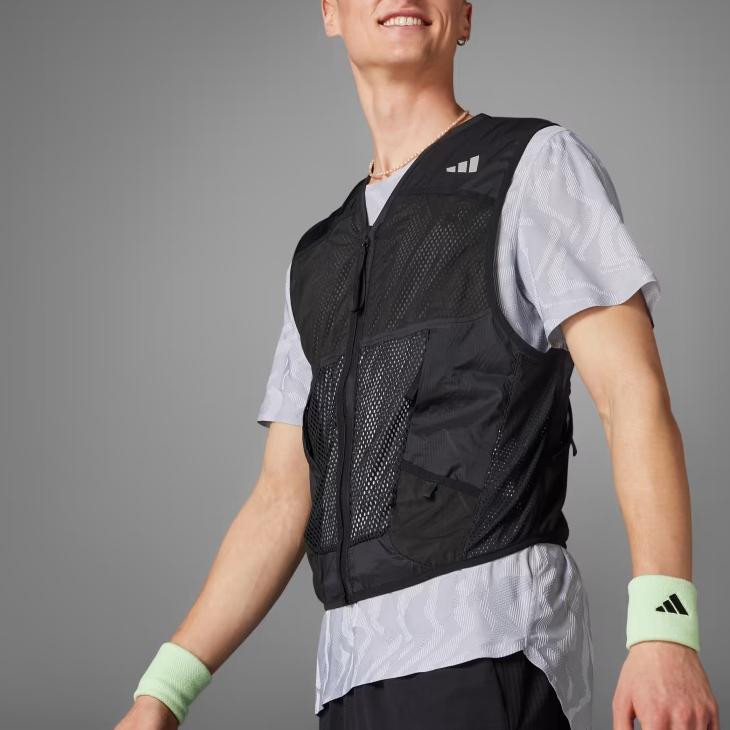 adidas Жилет Ultimate Pocket с напечатанным логотипом и молнией с V-образным вырезом, мужские топы, черный цвет JF1479