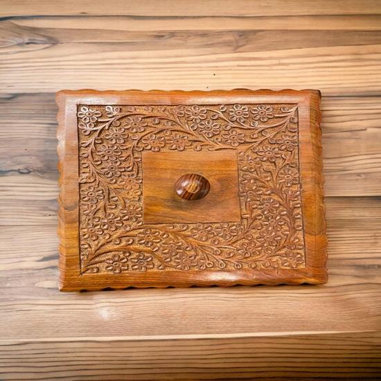 22 Cm Sheesham and Teakwood Dry Fruit Box 4 Partition Handmade Hand Carving Carved Lid Glass Lid Square Shape