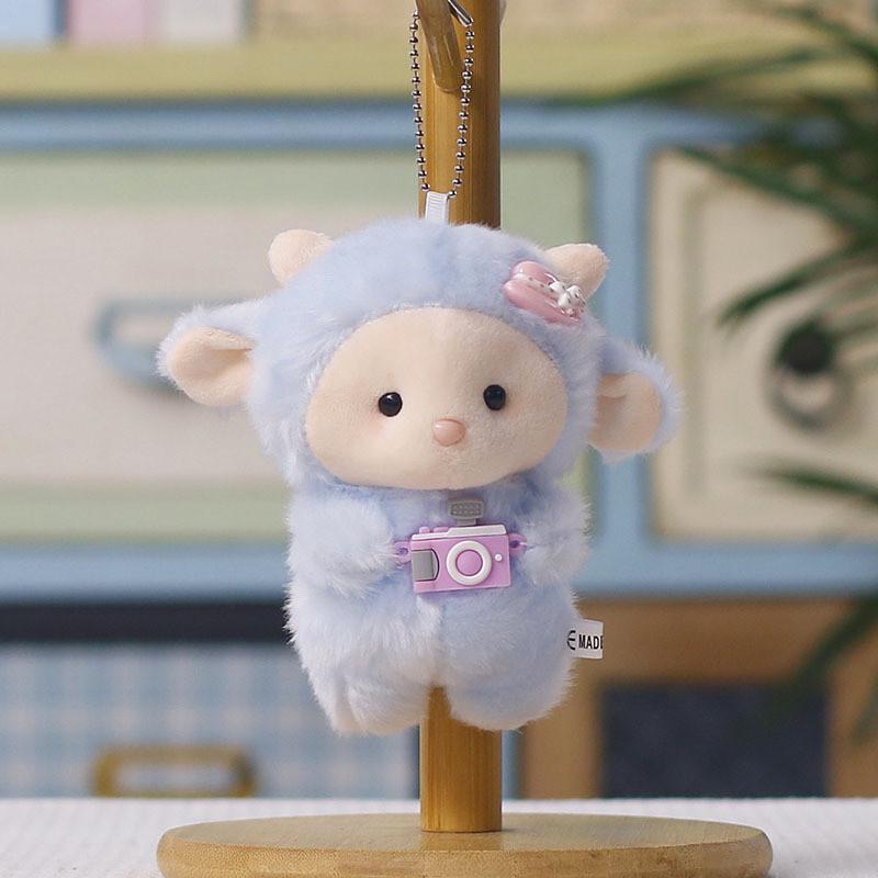 Милая Плюшевая Игрушка Овечка из Коротковорсового Материала, Подходящая для Украшения Сумки и в Качестве Подарков
